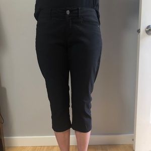 Mexx Metropolitan Black Capri Pants